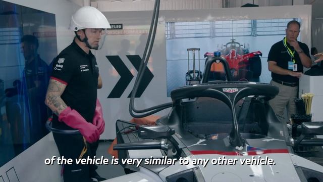 Porsche X Mobil: An Electric Racing Partnership смотреть онлайн