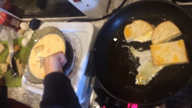 Как жарить гренки смотреть онлайн