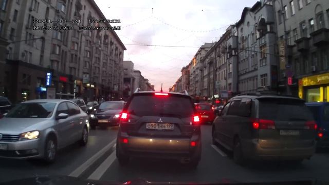 Близнец (двойник) BMW X6 г/н х001нх197 смотреть онлайн