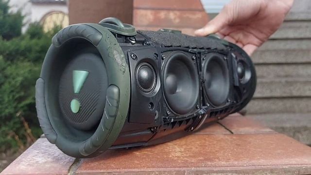 JBL Xtreme 3 - Rattling bass test ?? 100% vol смотреть онлайн