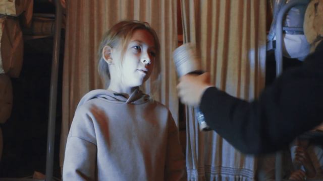 Дети устроили день самоуправления в лагере... смотреть онлайн