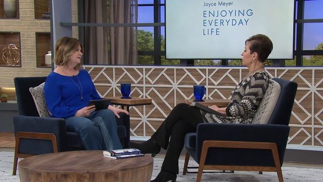 Как мне остановить панические атаки? | Джойс Майер смотреть онлайн