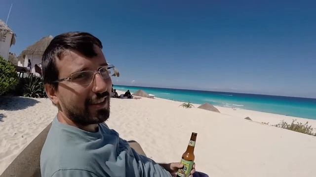 Playa Delfines - Cancun - Mexico смотреть онлайн