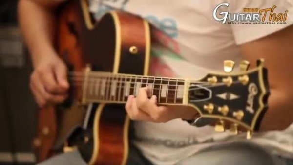 Cort Yorktown Jazz Box review by www.Guitarthai.com