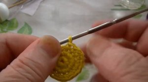 №57 Как связать круглую подушку  крючком. Мастер класс