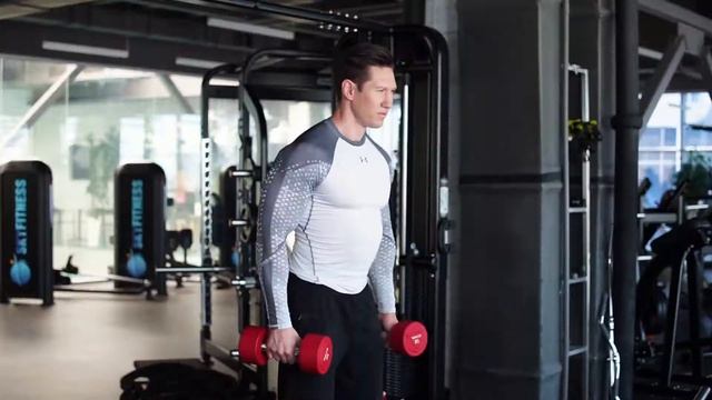 Качаем бицепс! Сгибание рук с гантелями стоя поочередно. Упражнения для тренировки бицепса. Техника смотреть онлайн