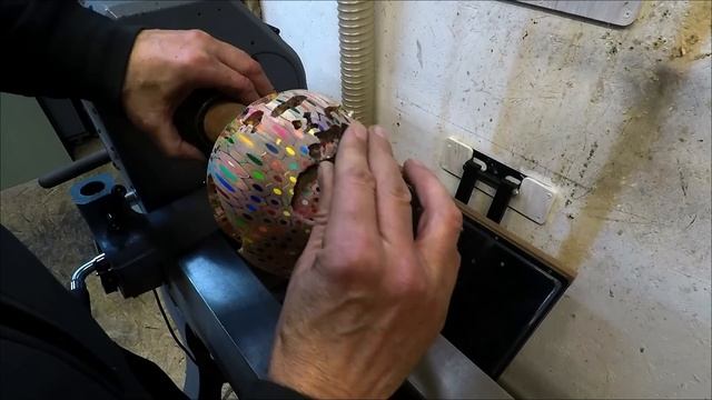 Woodturning - The Pencil Globe !! смотреть онлайн