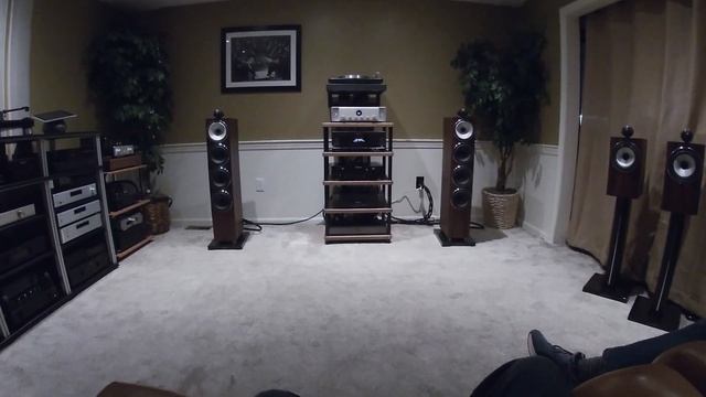 B&W 702 S3 Playing Vogue by Madonna at Audio Video Therapy 3D Binaural Recording смотреть онлайн