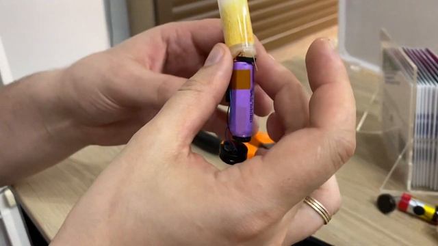 Как разобрать и зарядить Elf Bar 800, 1500 смотреть онлайн