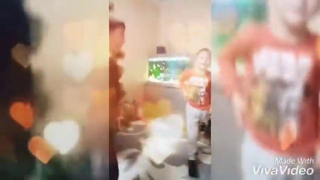 Песня про Елочку по новому,В лесу родилась елочка смотреть онлайн