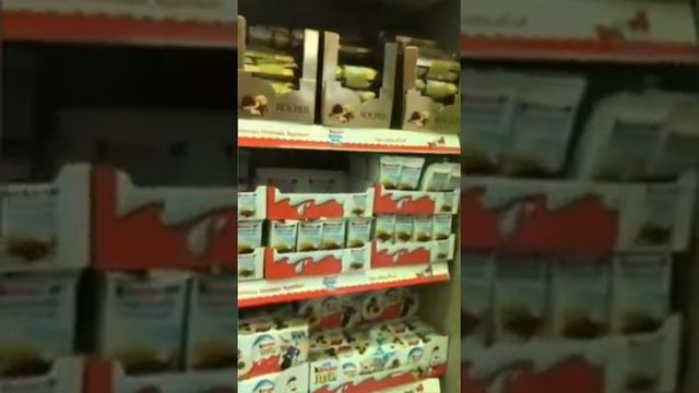 Эль-Кувейт. Торговый центр #avenuesmall . Кинотеатр с тремя экранами #обзорцен смотреть онлайн