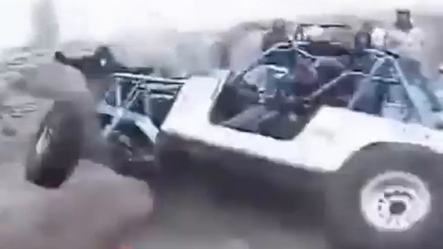 Desperate dzhiper. Extreme 4x4. Безбашенные джиперы. смотреть онлайн