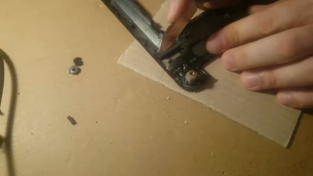 Супер клей + сода насколько оправданно? Lenovo Y580. смотреть онлайн