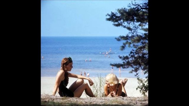 Отдых во времена СССР: экстрим, походы,море и многое другое из фото Советских курортов .... смотреть онлайн