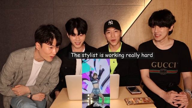 Korean React To BLACKPINK Forever Young Lisa Focus @Show!Music Core смотреть онлайн