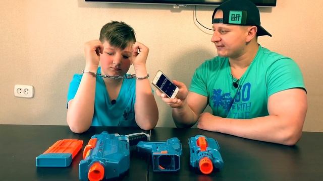 Собери НЕРФ в НАРУЧНИКАХ!!! Нерф Челлендж! #NerfShow ? смотреть онлайн