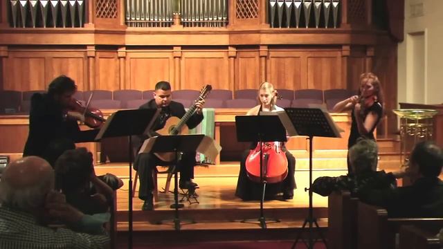 Paganini. Quartet 15 for viola, violin, cello, and guitar. I. Maestoso смотреть онлайн