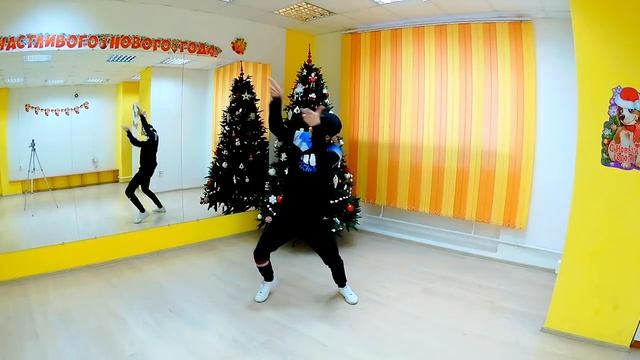 ТАНЕЦ под MiyaGi & Эндшпиль - Половина моя смотреть онлайн