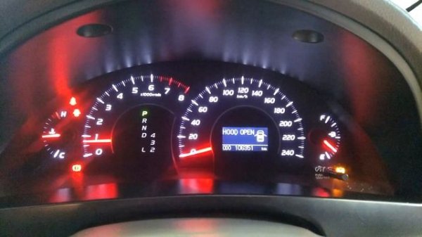 Toyota Camry RPM flicking || U0073 Trouble code|| Also ABS And handbrake light On