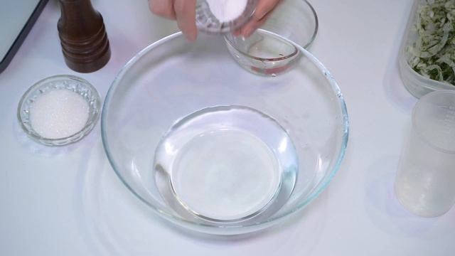 МАРИНОВАННЫЙ ЛУК Быстро и Вкусно! 3 СПОСОБА ☆ Как замариновать ЛУК для разных блюд смотреть онлайн