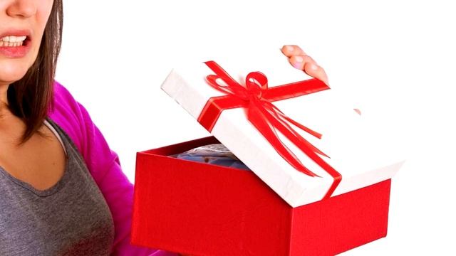 10 вещей которых нельзя дарить Народные приметы. смотреть онлайн