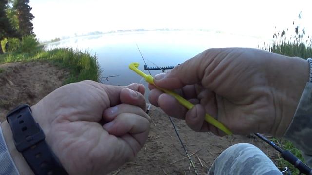 Ловля на фидер весной ! Рыбалка на озере, Снасть (монтаж, прикормка, наживка) смотреть онлайн