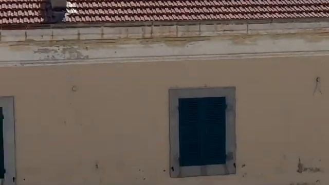 Триколор на Лигурии. Итальянская Ривьера. Санто-Стефано-аль-Маре. Santo Stefano al Mare смотреть онлайн