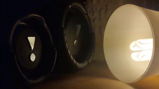 Bass Test with JBL Xtreme 3 ND and JBL Charge 5 ND LFM Mode.....? смотреть онлайн