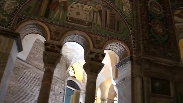 Италия. Равенна. Базилика Сан-Витале смотреть онлайн