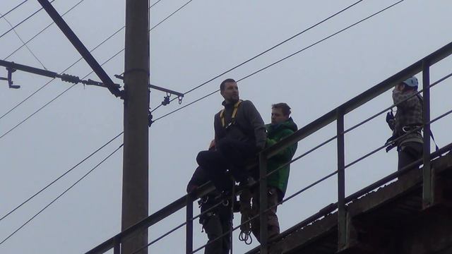 Прыжок. Необычные поздравления на 8 марта от Андрея. смотреть онлайн