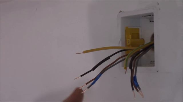 How to wire bathroom fan Extractor fan with timer and Fan Isolator смотреть онлайн