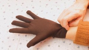 Как пошить перчатки из трикотажа простым способом?