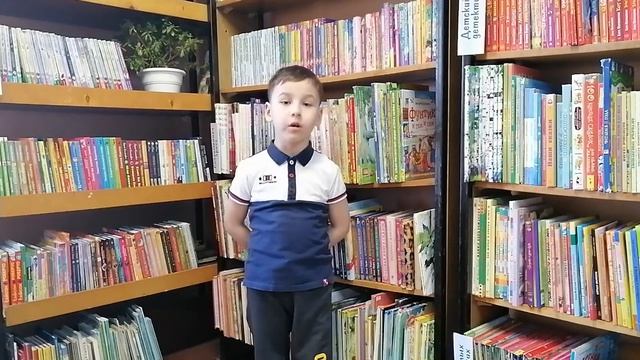 Юнна Мориц "Кувшинка". Читает Дмитрий Пак смотреть онлайн