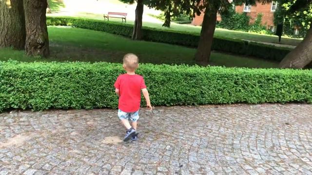 Алекс ищет украденные подарки смотреть онлайн