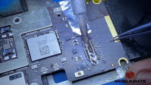 IPad Pro 12.9 2nd generation Touch connector replacement смотреть онлайн