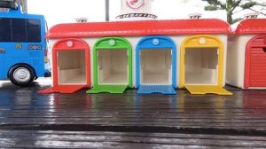 20Types Tayo the Little Bus Toy ☆ 꼬마 버스타요 (Chibikko Bus Tayo) Let's play with a round rail toy!