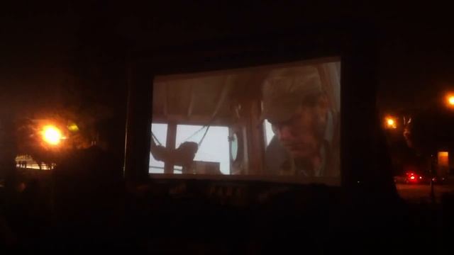 "Jaws" Dolores Park August 2011 Audience Reaction ("You're gonna need a bigger boat") смотреть онлайн