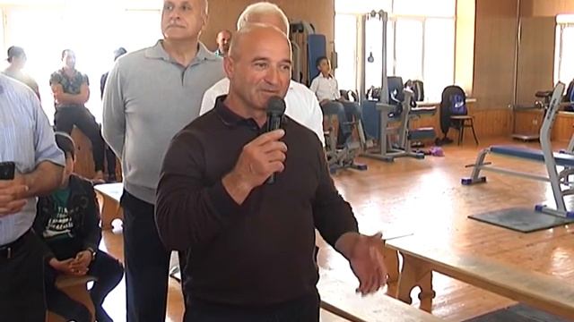жим лежа в спортлайф г. Дербент смотреть онлайн