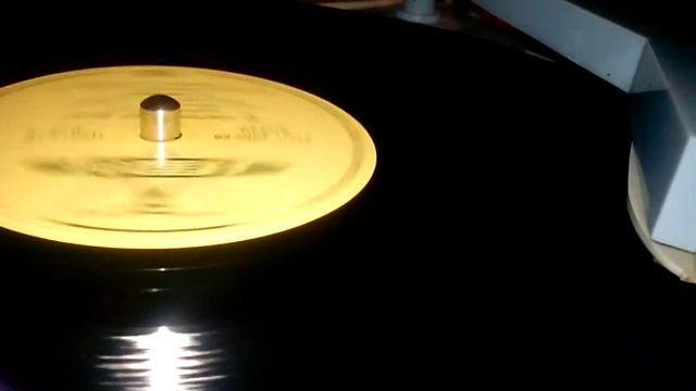 Арабское танго (О светоч грёз моих) - Б. Закиров и орк. Двоскина смотреть онлайн