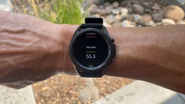 Samsung Galaxy Watch 3 // In-Depth Review for Sports & Fitness смотреть онлайн