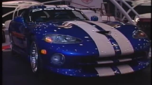 История Dodge Viper. Почему он не стал среднемоторным и что за суперкар VLF Force 1? смотреть онлайн
