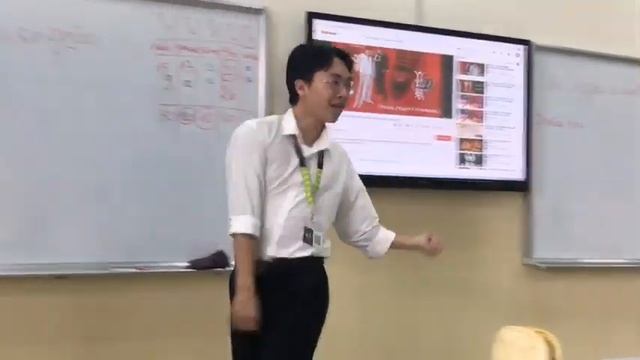 Friday night - Yakuza 0 Disco Dance Cover in English class смотреть онлайн
