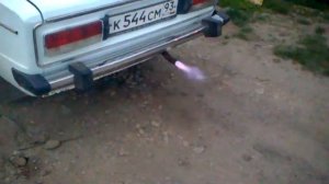 Огонь из выхлопной трубы ВАЗ (допиленная версия)
