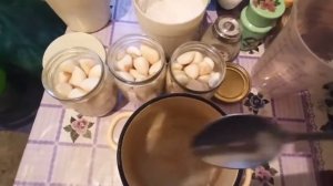Молодой маринованый чеснок