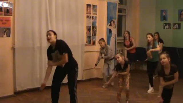 Крутой джаз-фанк. Трени в тск "Люди в Черном" смотреть онлайн