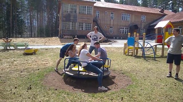 Начало сборов. Дети дорвались. смотреть онлайн