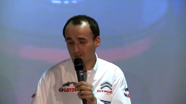 Robert Kubica odpowiada - czym różni się jazda bolidem F1 od zwykłego auta? (LOTOS Emocje do Pełna) смотреть онлайн