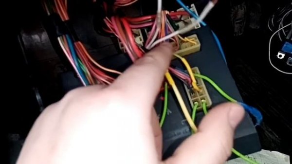 Противотуманные фары Ваз 2110-12, ПОДКЛЮЧЕНИЕ. (Вариант 2)По этой схеме не подключаем, ссылка в опи