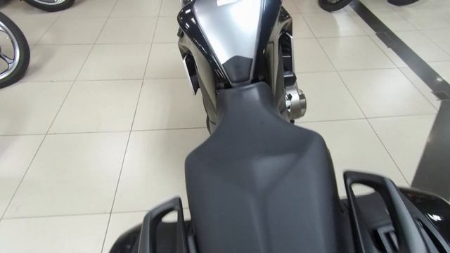 Мотоцикл HONDA VFR1200FD Арт. S45857 Мотосалон Мегамото смотреть онлайн