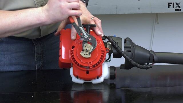 TRIMMER REPAIR: How to Install a New Front-Style Starter Assembly on Your Trimmer | FIX.com смотреть онлайн